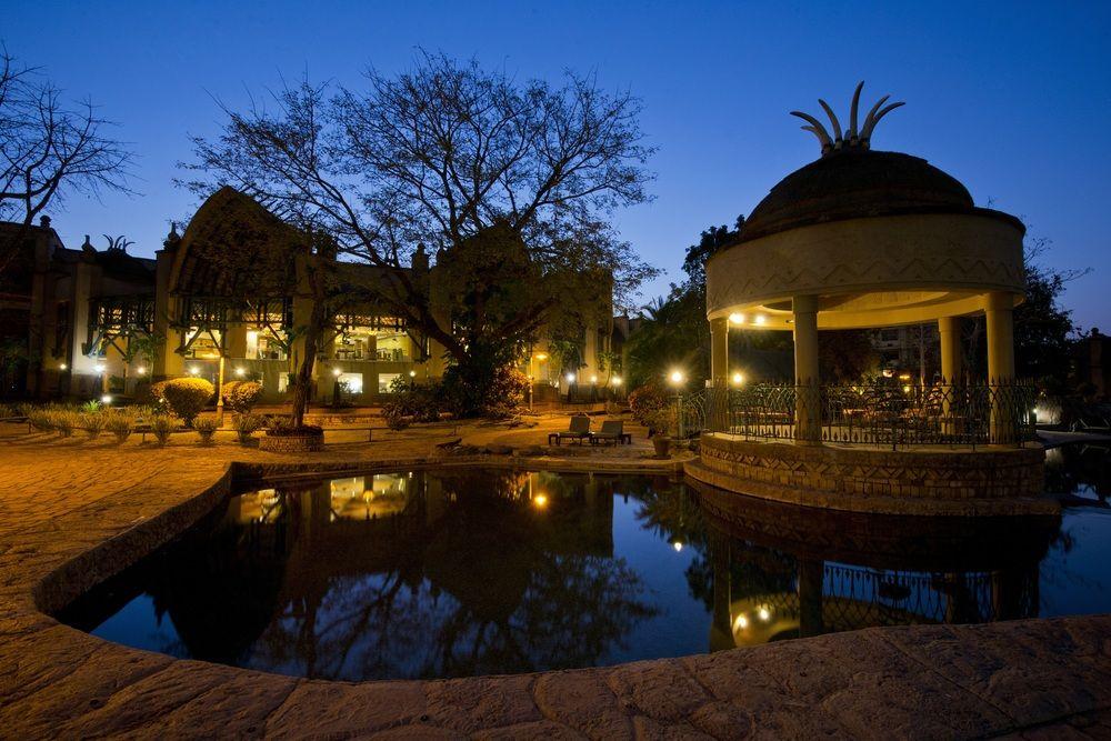 The Kingdom At Victoria Falls Exterior photo